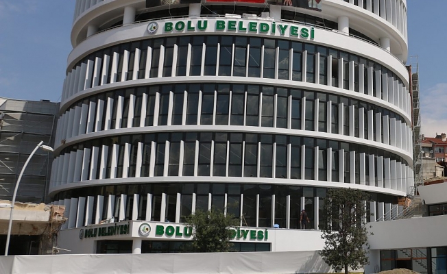 Bolu Belediyesi'nde bir torpil skandalı daha: 6 üst düzey görevden maaş
