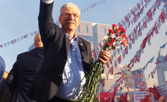CHP İzmir Milletvekili Kani Beko'dan 1 Mayıs çağrısı