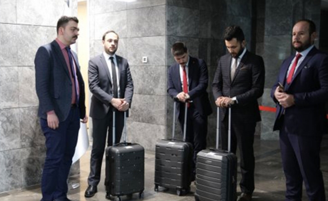 Üç bavulla seçim itirazının yapıldığı gün bakın neler olmuş!