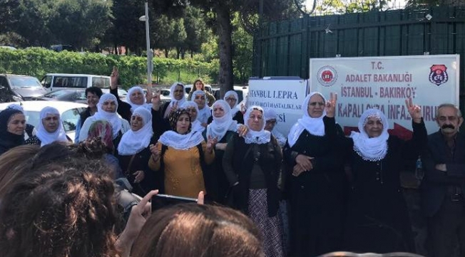 Bakırköy’de Barış Anneleri’ne polis saldırısı: 4 gözaltı