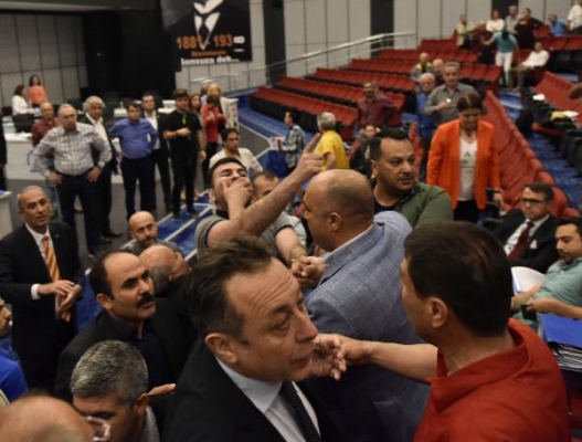 YURT ÖZEL | Antalya'da olaylı oturum: Deniz Gezmiş posteri MHP'lileri rahatsız etti