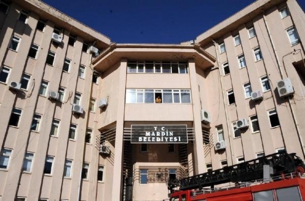 Kayyumdan bakanlara 1 milyon 436 bin liralık yemek