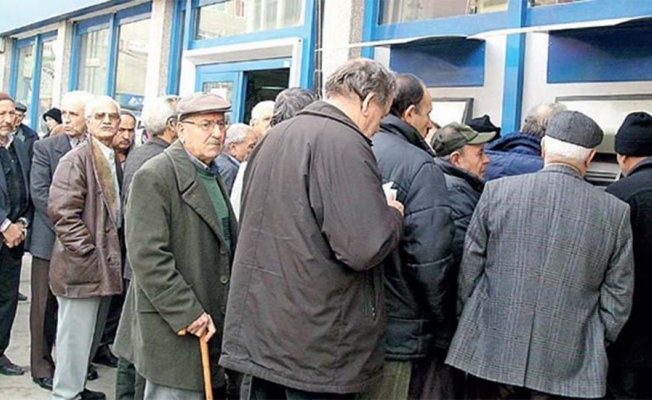 Meclis'e 'Emekliye bayram ikramiyesi 1260 TL olsun' teklifi