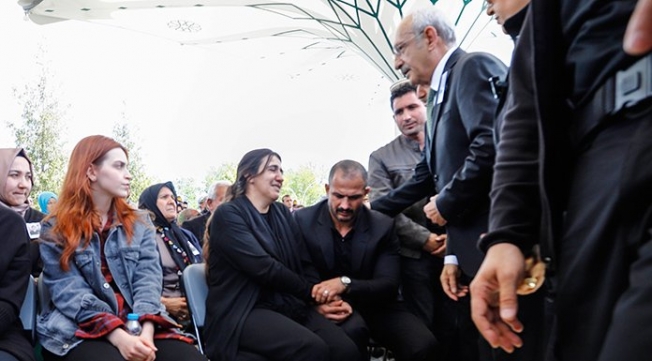 Şehit cenazesinde gözaltına alındılar... CHP'den ilk açıklama