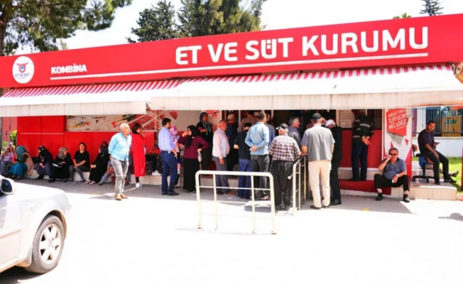 Ramazan öncesi 'ucuz et' kuyruğu