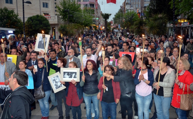 CHP, Avcılar’da Deniz Gezmiş ve arkadaşlarını andı