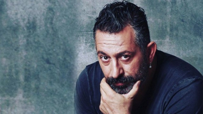 Cem Yılmaz'dan kendisini eleştiren takipçilerine cevap