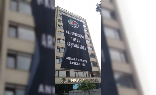 Ankara Barosu'ndan dikkat çeken afiş: Tam da karşısındayız!