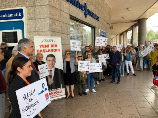 Kadıköy'de İmamoğlu'na destek kampanyası