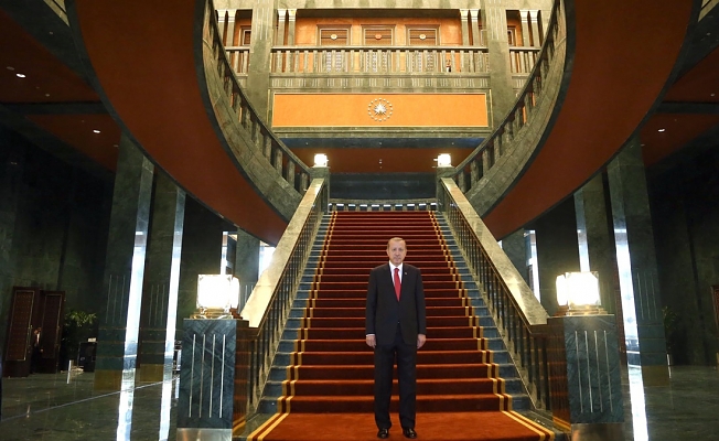 Saray'a Yüksek İstişare Kurulu: Maaşları Erdoğan belirleyecek