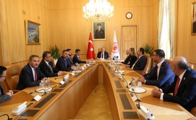 Baro başkanları açlık grevleriyle ilgili TBMM Başkanıyla görüştü