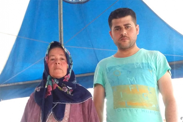 AKP'li belediyeden iş istemişti, belediye önünde kendini yaktı