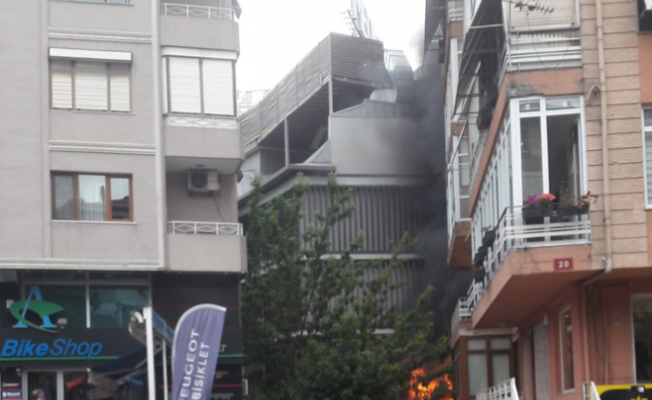 Kadıköy'de hastane yangını