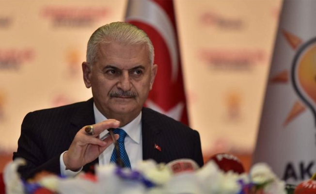 Fatih Portakal'dan canlı yayında 'Gelmez ama...' kahkahası