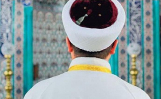 Sandıklara imam geliyor