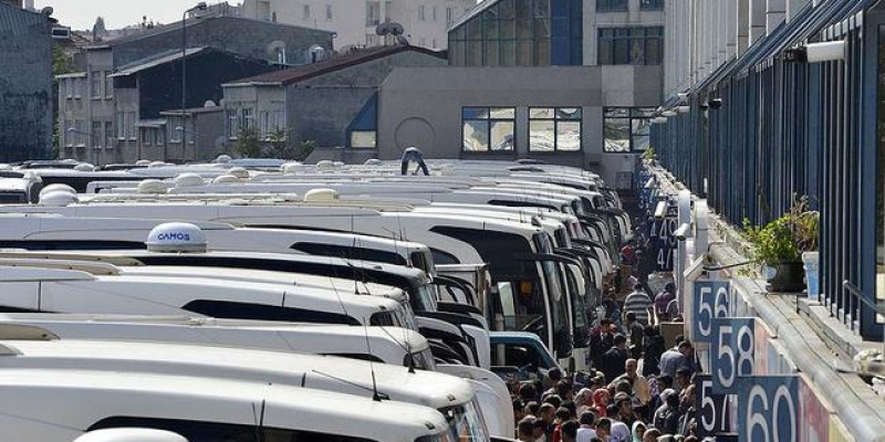İki bayram arası otobüs biletlerine zam!