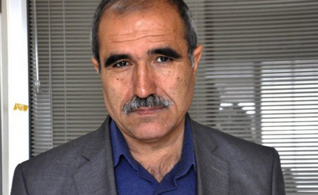 Mezardaki gazeteciye hapis cezası verdiler