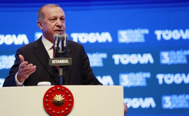 Kadıköy'de 'Vakıflara hizmet dönemi bitsin' demek Erdoğan'a hakaret sayıldı