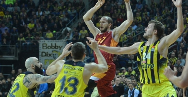 Fenerbahçe'den muhteşem geri dönüş