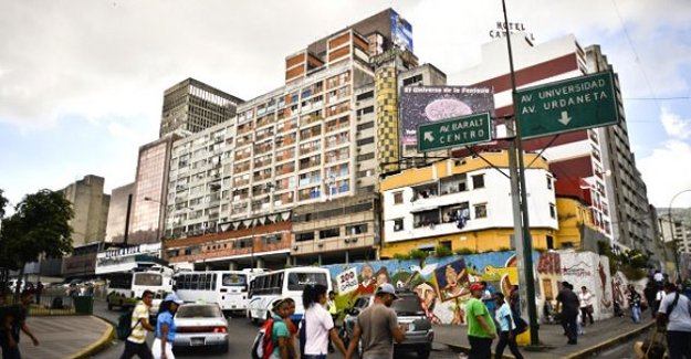 Venezuela'da işçilere cuma günleri de tatil