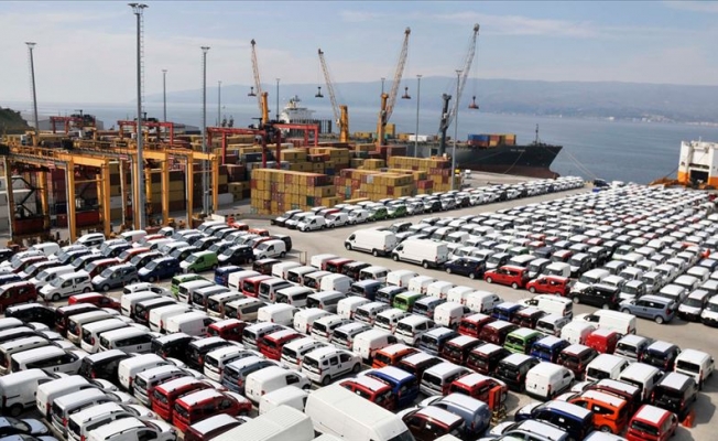 İlk 5 ayda otomotiv ihracatı yüzde 5.5 azaldı