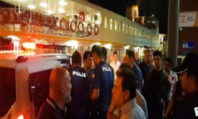 Kadıköy-Eminönü vapurunda silah sesleri
