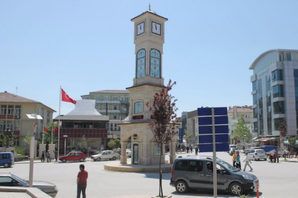 AKP'li belediyedeki FETÖ ilişkileri
