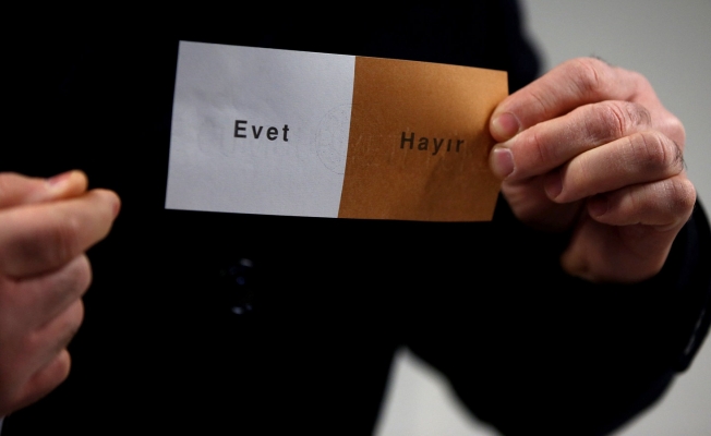 Eski AKP'li vekil bombaladı: 16 Nisan referandumu bir darbedir!