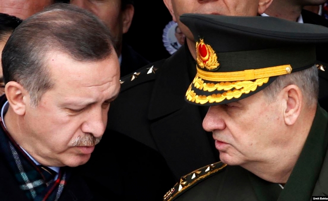 İlker Başbuğ: Bu krizden nasıl çıkılacak?
