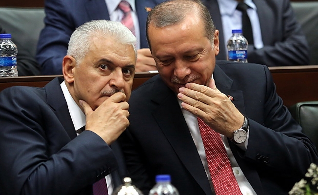 Yandaş yazar: Binali Bey kazanırsa o kazanır, kaybederse o kaybeder...