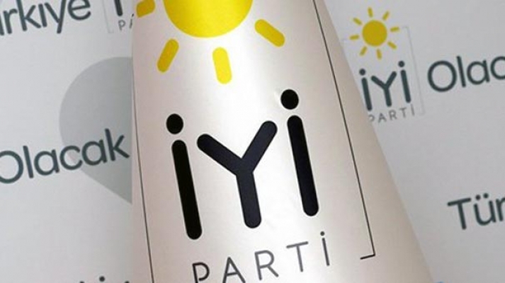 AKP'liler İYİ Parti'ye geçiyor!