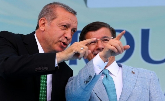 Bomba iddia: Erdoğan ve Davutoğlu telefonda kavga etti