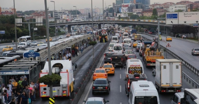 Yine metrobüs kazası...