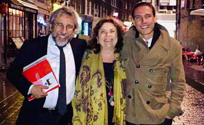 Can Dündar'ın eşi Dilek Dündar, yurt dışına çıktığını duyurdu