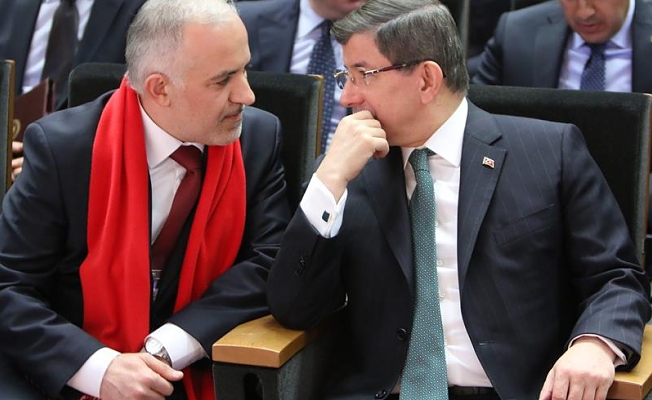 AKP'nin ilçe teşiklatı gibi davranan Kızılay Başkanı, Yıldırım'ı güzelledi