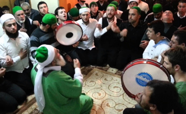 Bir cemaat daha seçim kararını açıkladı: Bir de itiraf geldi