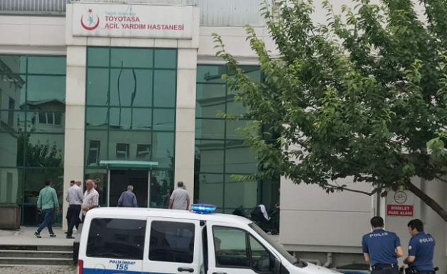 Sağlık çalışanlarına bıçaklı saldırı