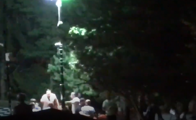 VİDEO | Abbasağa Parkı'nda Gezi'yi ananlara satırlı saldırı!