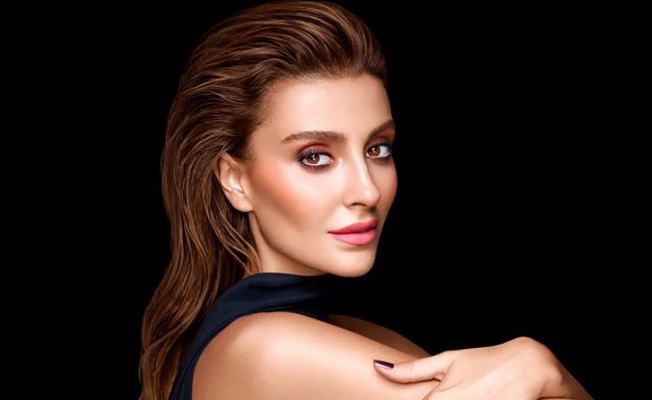 Özge Ulusoy'dan bazı takipçilerine sert tepki: 'Ateş olmayan yerden...'