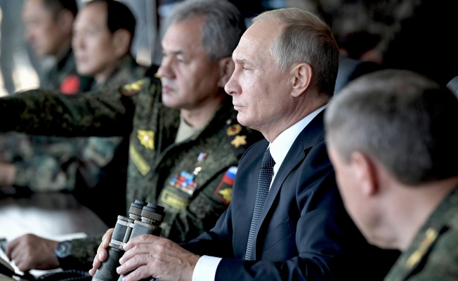 Putin emir verdi, Ruslar savaş pozisyonuna geçti