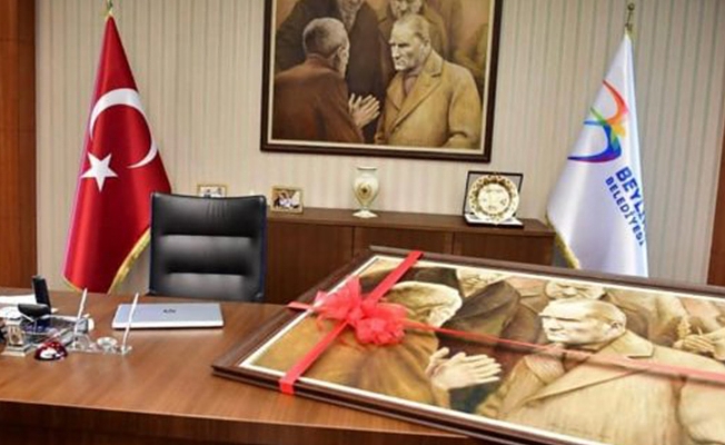 İndirilen Atatürk tablosu yola çıktı!