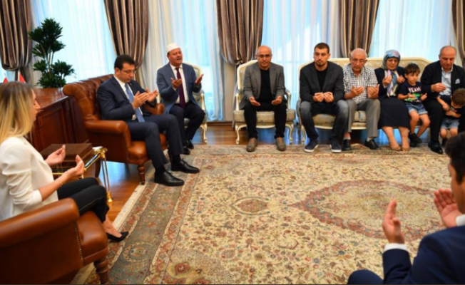 Ekrem İmamoğlu göreve böyle başladı