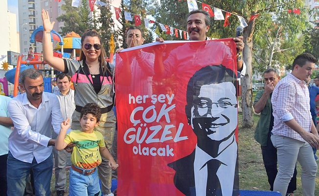 CHP'li belediye başkanı 'Her şey çok güzel olacak' diyen seçmenlere mangal yaktı