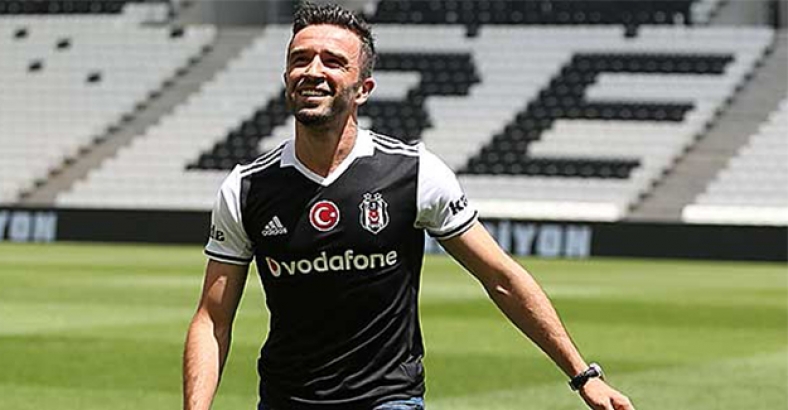 Gökhan Gönül 'e gül yağacak