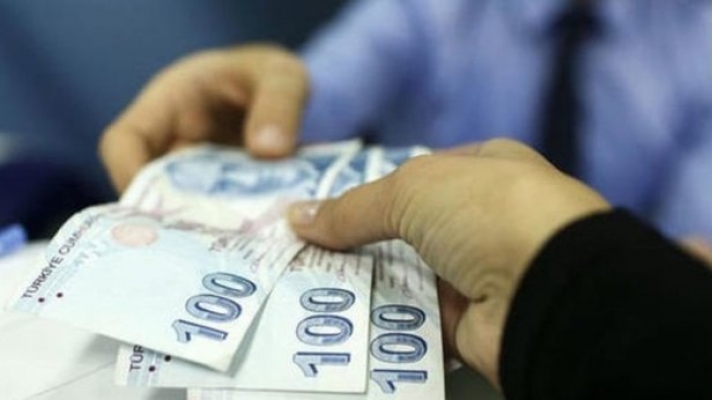 Zam bekleyen memur ve emekliye kötü haber