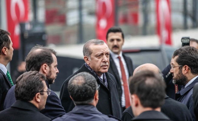 Sözcü yazarı dikkat çekti: Bu gerçekleşirse AKP sizlere ömür demektir!