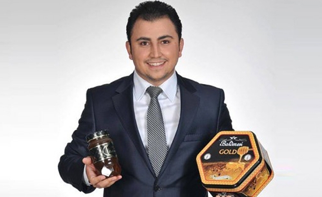 'Yemin billah hakiki bal' sözleriyle tanınan pazarlamacıya hırsızlık şoku
