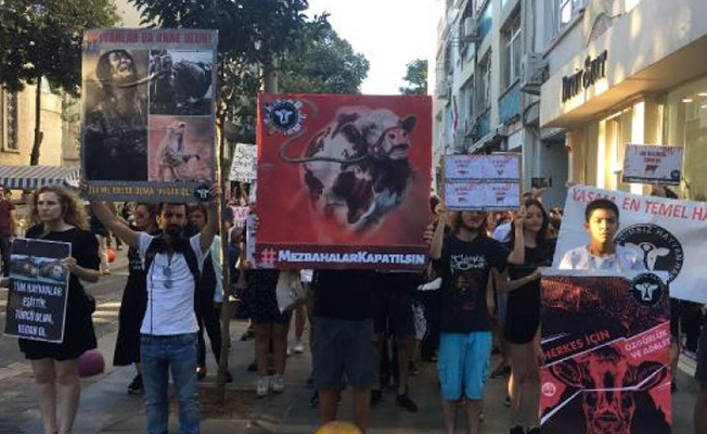 Kadıköy'de 'mezbahalar kapatılsın' eylemi