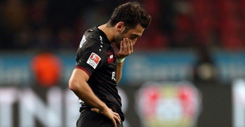Hakan Çalhanoğlu'na men şoku