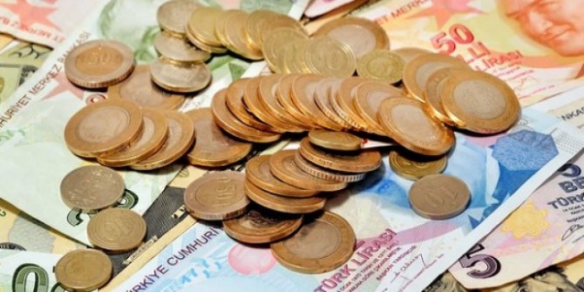 AKP yüksek gelirlilere ek vergiyi erteledi!